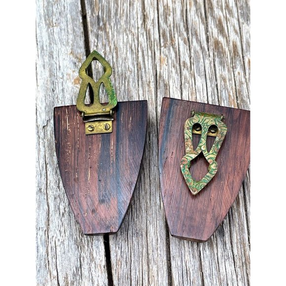 Antique Art Deco Carved Wood Fur Clips - Picture 5 of 7